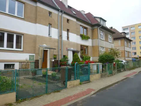 Pronájem bytu 1+1, Děčín - Děčín VI-Letná, Osadní, 46 m2