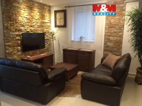 Pronájem bytu 2+kk, Ostrava, Kuršova, 50 m2