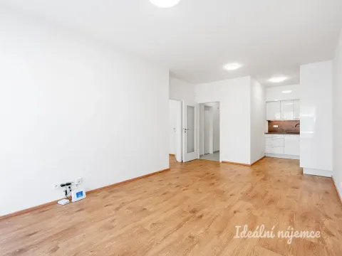 Pronájem bytu 2+kk, Praha - Vysočany, Gerstelova, 52 m2