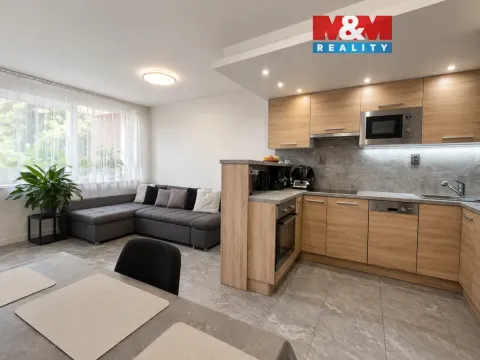 Pronájem bytu 3+kk, Hradec Králové, Na Výsluní, 68 m2