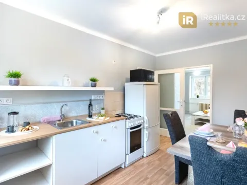 Prodej bytu 2+1, Pardubice - Zelené Předměstí, kpt. Nálepky, 56 m2