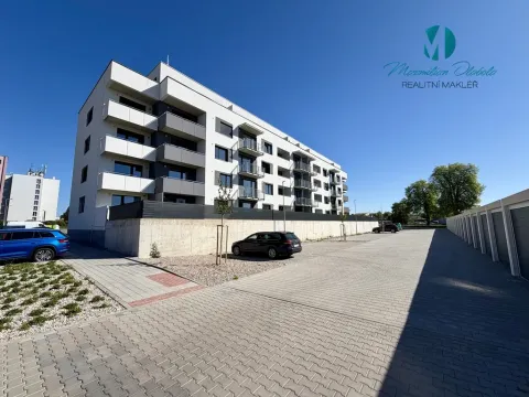 Pronájem bytu 2+kk, Jaroměř, Josefa Šímy, 57 m2