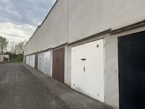 Pronájem garáže, Kolín - Kolín IV, Jabloňová, 19 m2