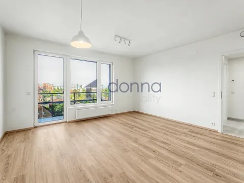 Pronájem bytu 2+kk, Praha, Hodkovická, 52 m2
