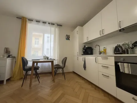 Pronájem bytu 2+kk, Praha - Nové Město, Podskalská, 40 m2