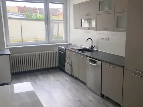 Pronájem bytu 1+1, Prostějov, Trávnická, 70 m2
