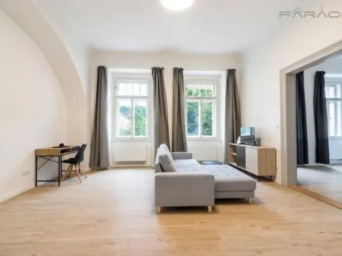 Pronájem bytu 2+1, Praha - Karlín, Sokolovská, 75 m2