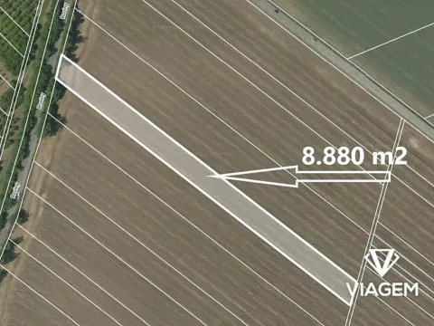 Prodej podílu pole, Brno, 2220 m2