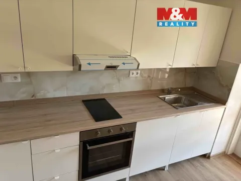 Pronájem bytu 1+1, Benešov nad Ploučnicí, Děčínská, 51 m2