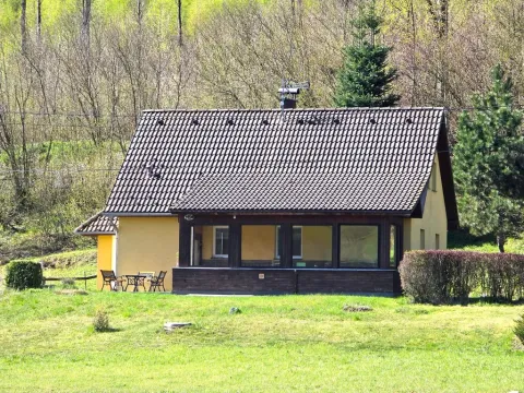 Prodej rodinného domu, Karlovice, 160 m2