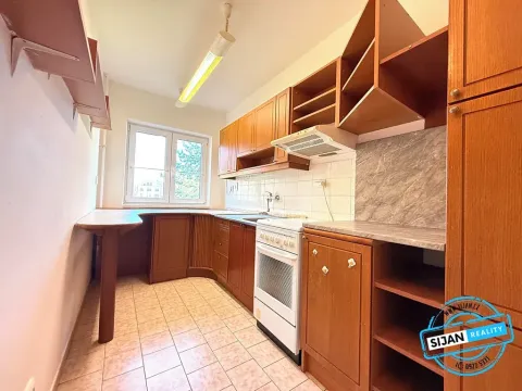 Pronájem bytu 2+1, Krnov, Albrechtická, 60 m2