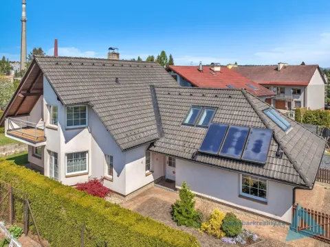 Prodej rodinného domu, Nová Paka, L. Zívra, 180 m2