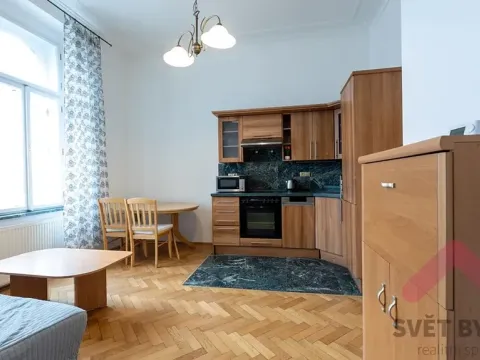Pronájem bytu 2+kk, Praha - Karlín, Sokolovská, 47 m2