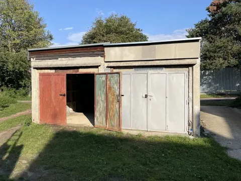 Pronájem garáže, Praha - Hlubočepy, Pod útesy, 18 m2