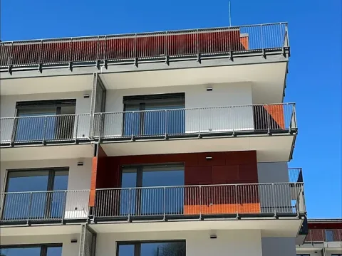 Pronájem bytu 1+kk, Jablonec nad Nisou, Jezdecká, 42 m2