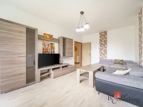 Pronájem bytu 2+1, Karlovy Vary - Rybáře, Vodárenská, 61 m2