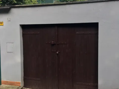 Pronájem garáže, Děčín, Wolkerova, 22 m2