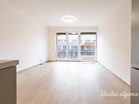 Pronájem bytu 1+kk, Praha - Vysočany, Gerstelova, 32 m2