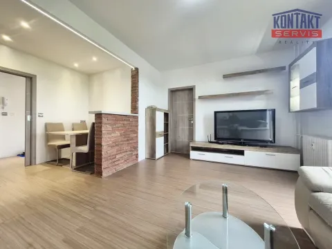 Pronájem bytu 4+kk, České Budějovice, Nádražní, 70 m2