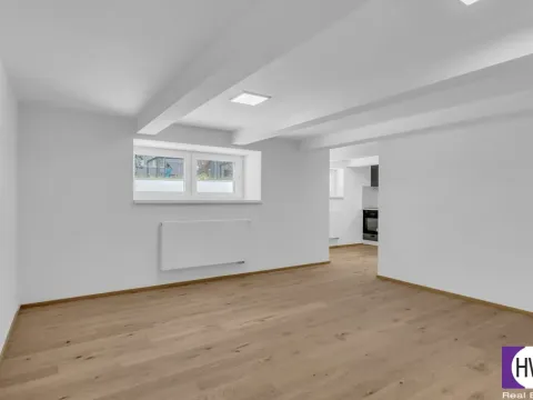 Prodej bytu 1+kk, Praha, Pod Drinopolem, 37 m2