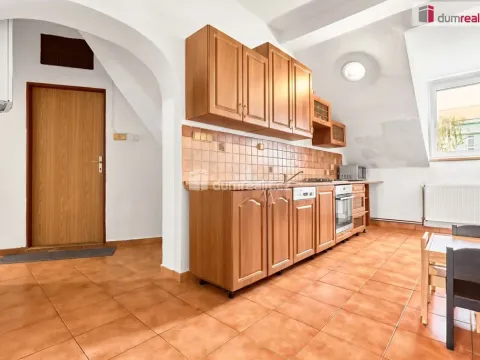 Prodej bytu 2+1, Karlovy Vary - Rybáře, Sokolovská, 82 m2