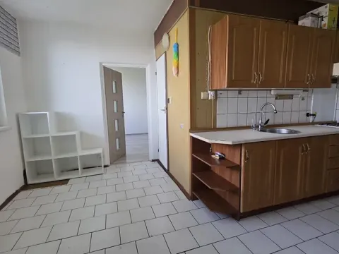 Prodej bytu 3+1, Brno, Mikulčická, 74 m2