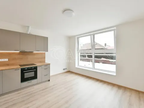 Pronájem bytu 2+kk, Benešov, Tyršova, 55 m2