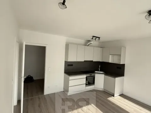 Pronájem bytu 2+kk, Kladno, Ke křížku, 47 m2