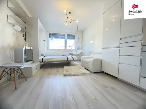 Pronájem bytu 1+kk, Praha - Modřany, Božetická, 29 m2