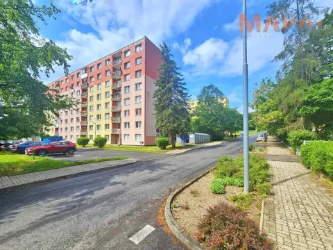 Prodej bytu 3+1, Klášterec nad Ohří, Školní, 63 m2