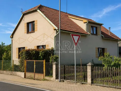 Prodej vícegeneračního domu, Olešná, 170 m2