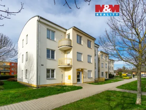 Pronájem bytu 2+1, Holice, Ottmarova, 62 m2