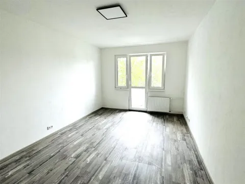 Pronájem bytu 2+1, Cheb, Kosmonautů, 56 m2