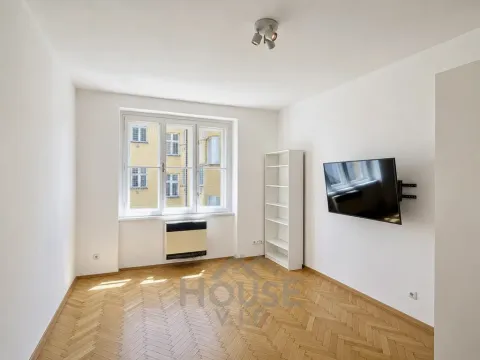 Prodej bytu 2+kk, Praha - Vršovice, Ruská, 51 m2