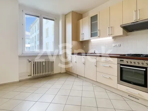 Pronájem bytu 1+1, Zlín, Bratří Jaroňků, 37 m2