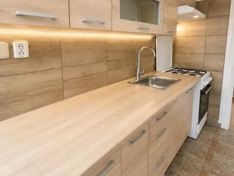 Prodej bytu 4+1, Chomutov, Kamenná, 75 m2