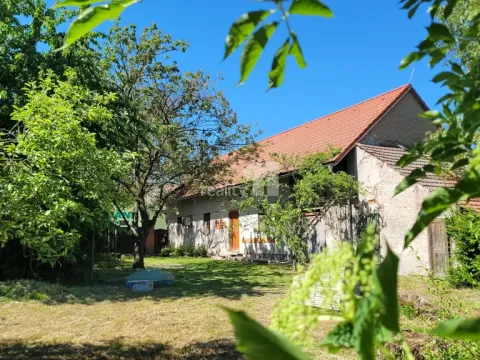 Prodej chalupy, Pečky - Velké Chvalovice, Pečecká, 75 m2