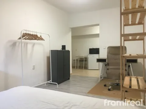 Pronájem bytu 1+1, Brno - Maloměřice, Karlova, 30 m2