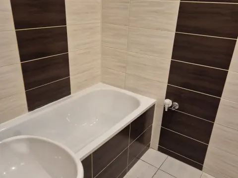 Pronájem bytu 2+1, Děčín - Děčín VI-Letná, 70 m2
