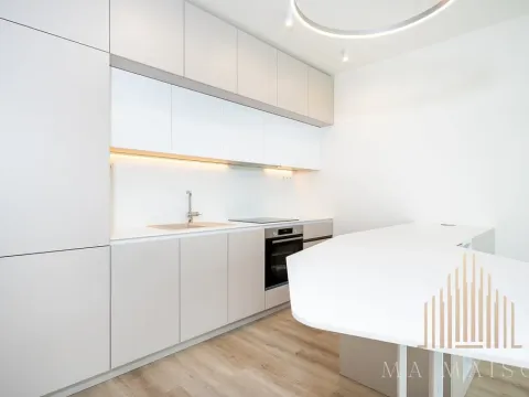 Pronájem bytu 2+kk, Praha - Třebonice, Thomasova, 57 m2
