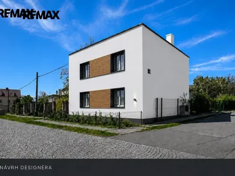 Prodej rodinného domu, Hrob, 258 m2