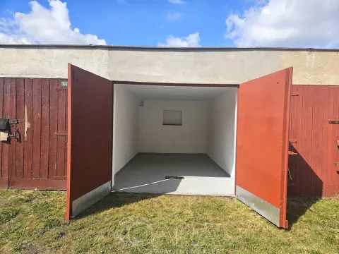 Prodej garáže, Praha - Kbely, Železnobrodská, 17 m2