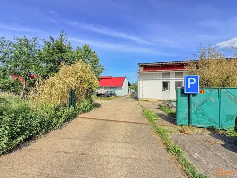 Pronájem skladu, Hobšovice, 640 m2