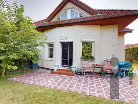Pronájem rodinného domu, Hostivice, Olivová, 160 m2