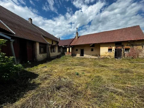 Prodej zemědělské usedlosti, Hulín - Chrášťany, 370 m2