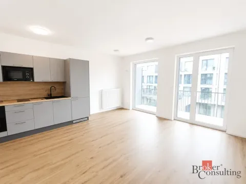Prodej bytu 1+kk, Kladno - Dubí, Ke křížku, 34 m2