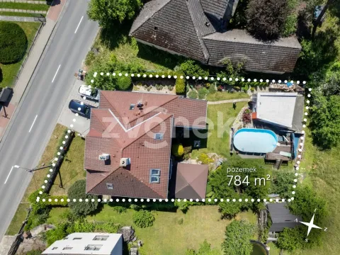 Prodej rodinného domu, Zlín, Lešenská, 284 m2