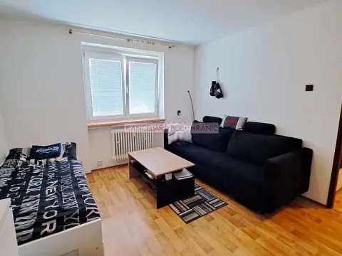 Pronájem bytu 1+1, Vsetín, Na Hrázi, 35 m2