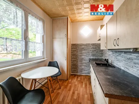 Prodej bytu 2+1, Aš, Hlavní, 51 m2