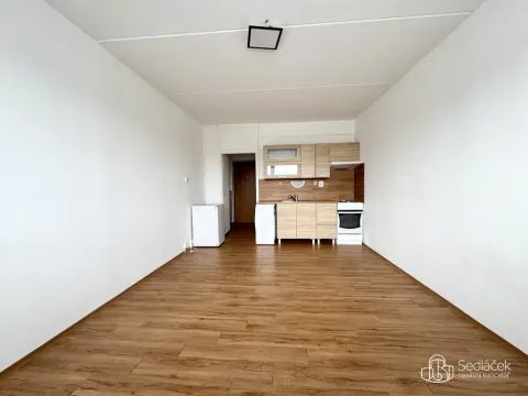 Pronájem bytu 1+kk, Sokolov, Jiřího z Poděbrad, 25 m2